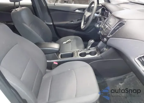 2018 Chevrolet Cruze Lt Auto z USA, uszkodzony, nr VIN 1G1BE5SM4J7213591